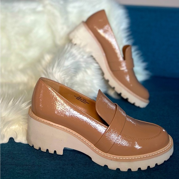 Dolce Vita Shoes - Dolce Vita Henri Loafers in Tan Women’s Size 9.5